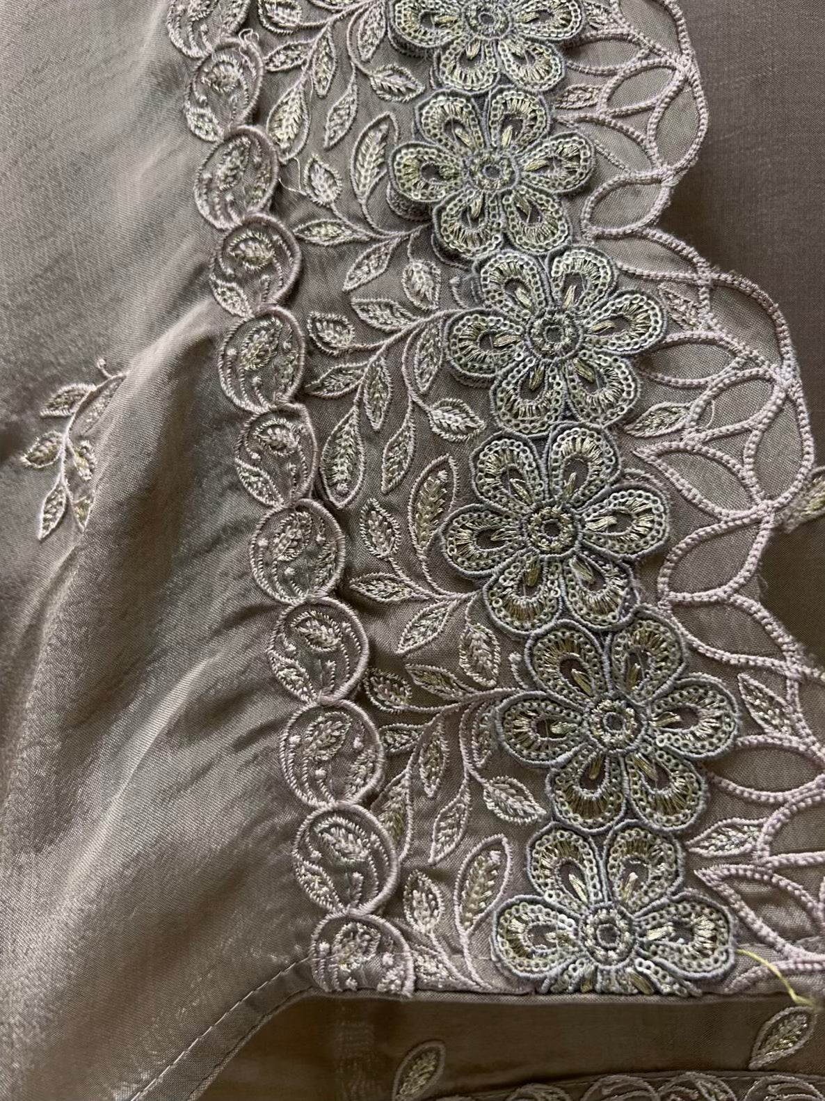 Zehraani Moti Zari Suit (Mouse)