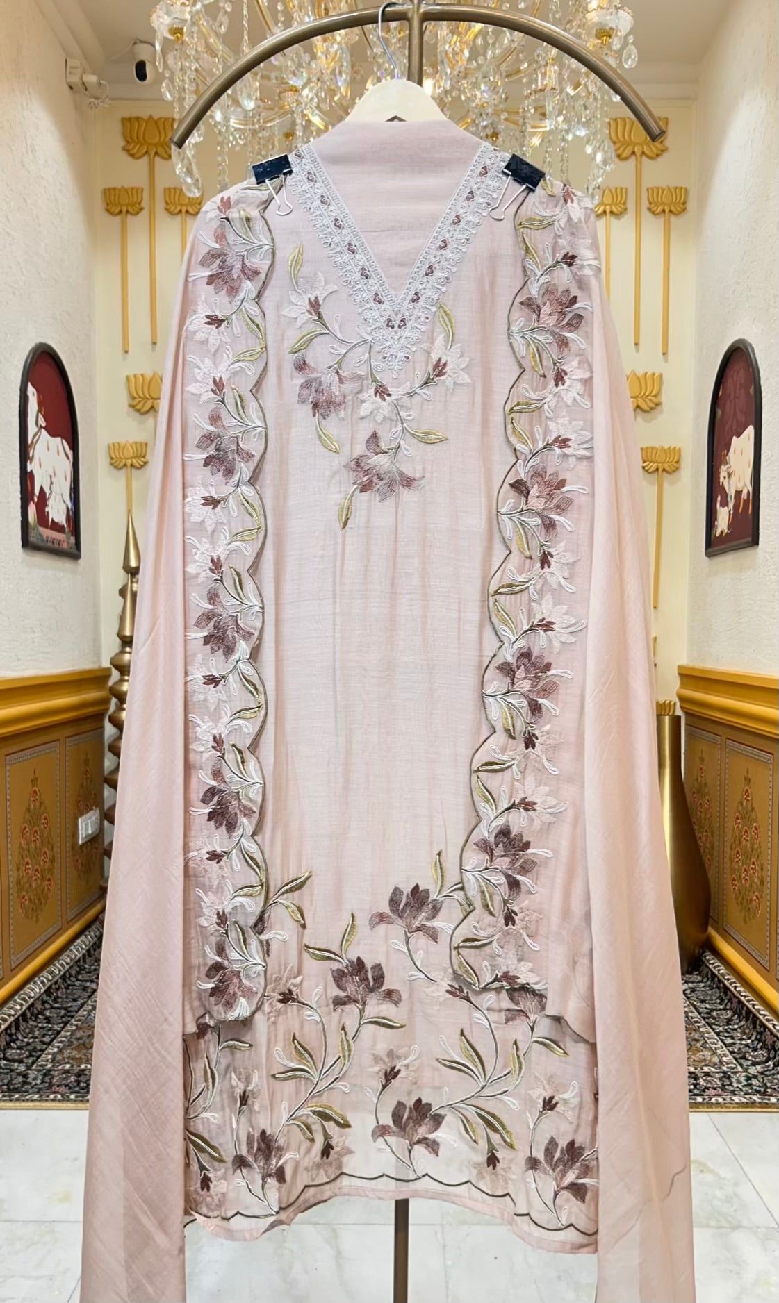 Sahira Dori Naqsh Suit (Peach)
