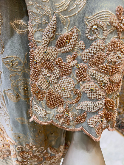 Saanvi Luxe Suit