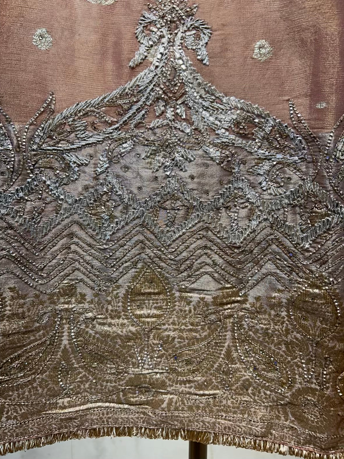 Riyara Gota Noor Suit (Peach)