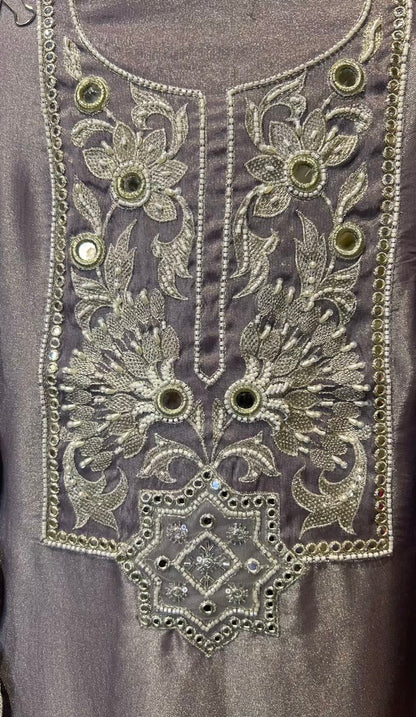 Sabeen-é-Noor (Lavender)