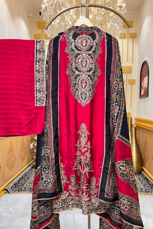 Iraaya Zari Aabha Suit (Maroon)