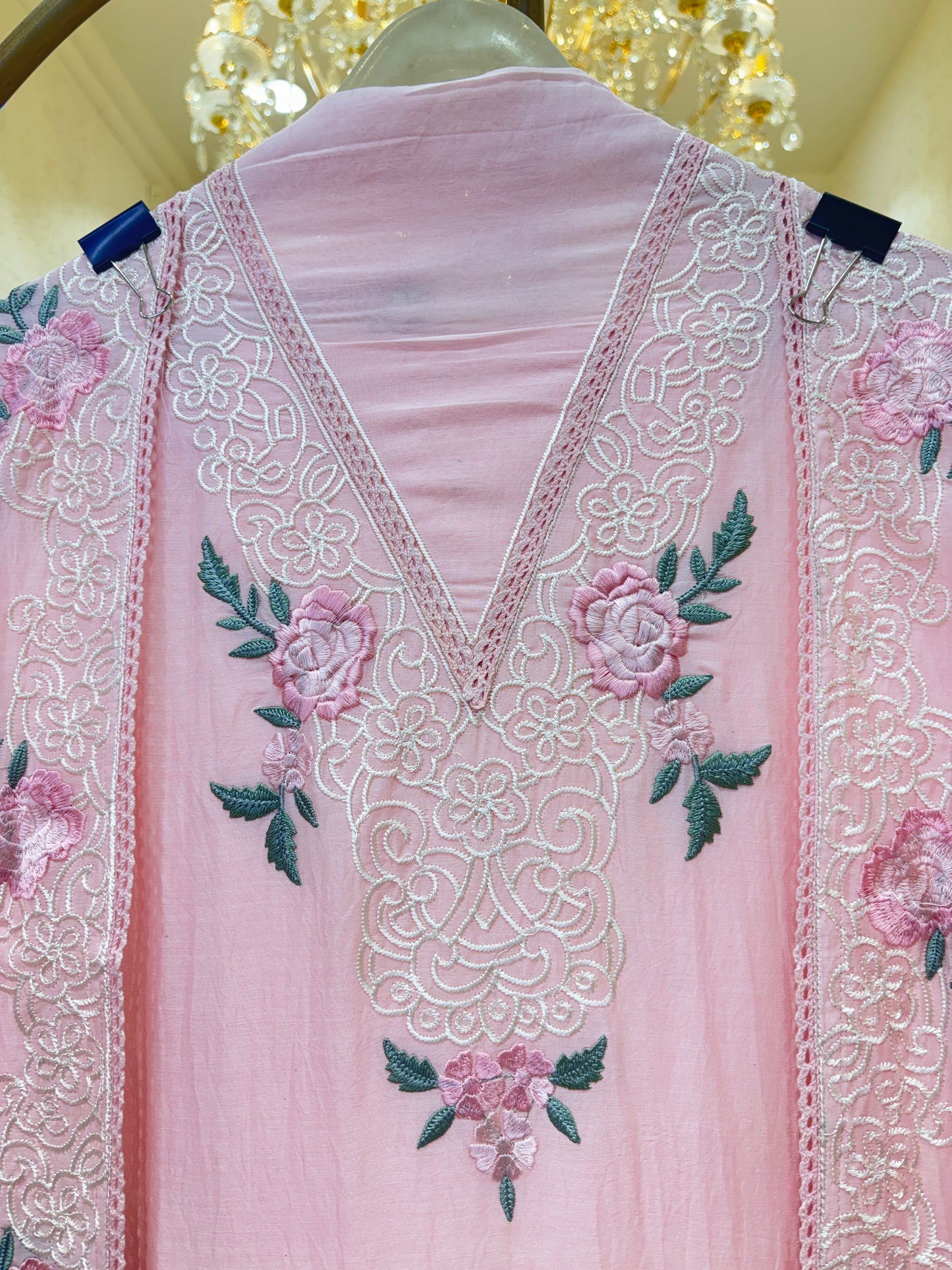 Noorza Thread Chanderi Suit