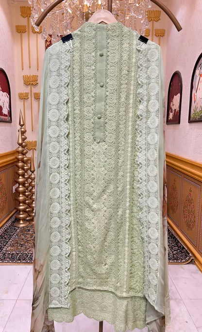 Aabira Chikankari Veil Suit (Green)