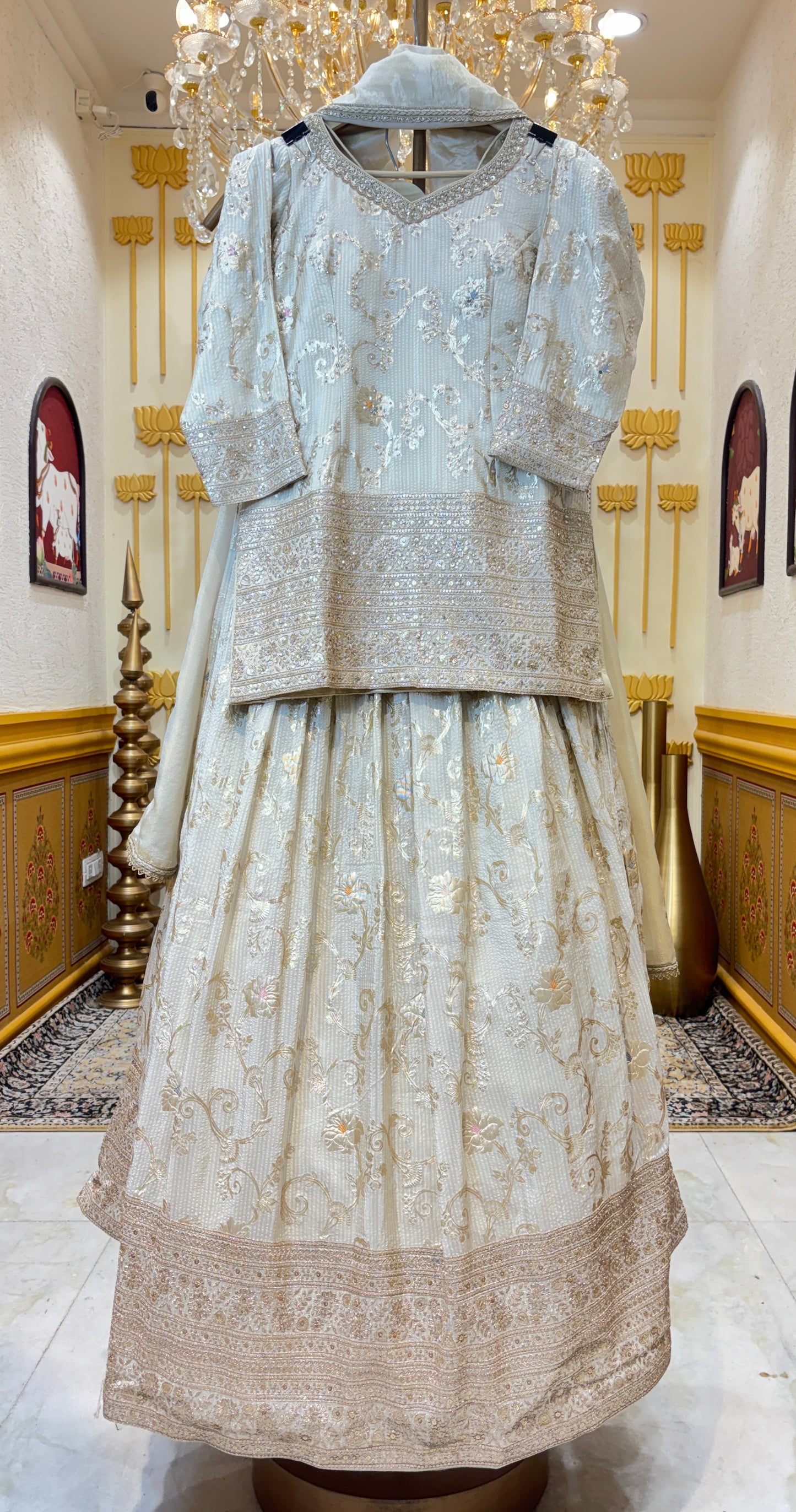 Vaidehi Banarasi Royal Lehenga