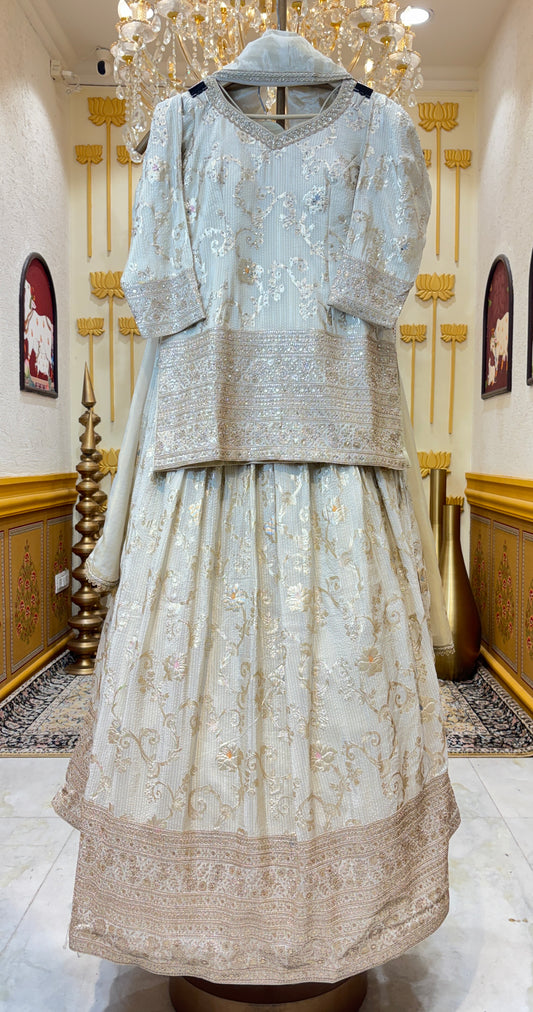 Vaidehi Banarasi Royal Lehenga