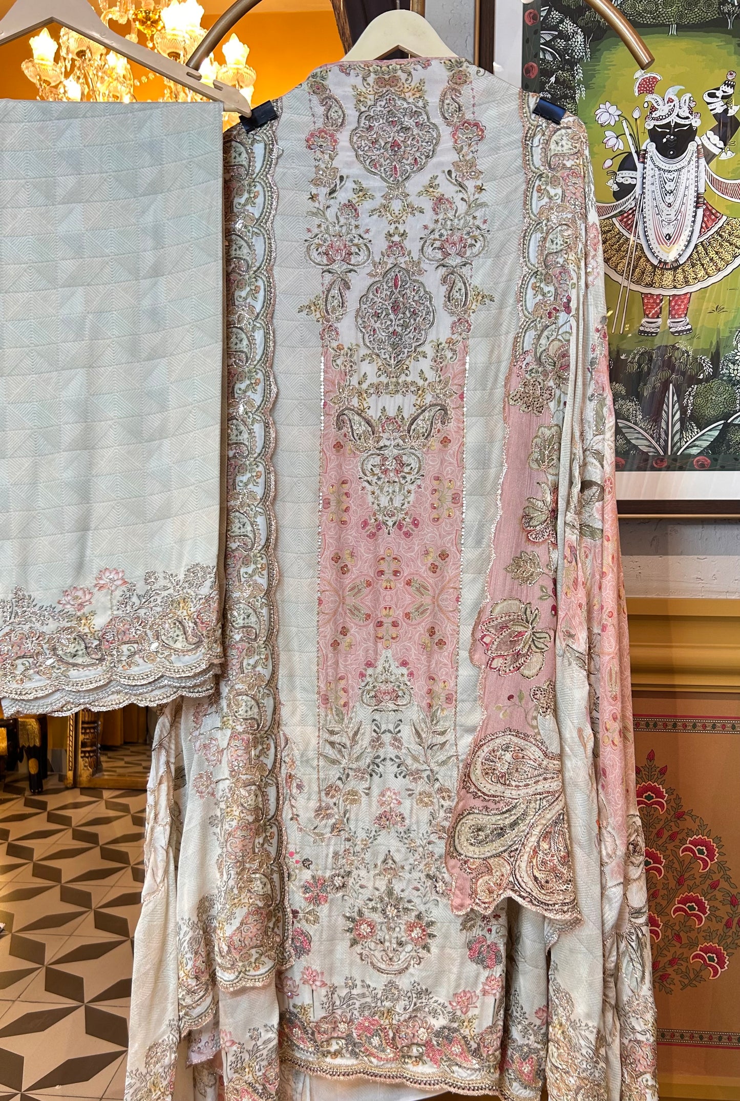 Zeyrah Crepe Suit (Pink)