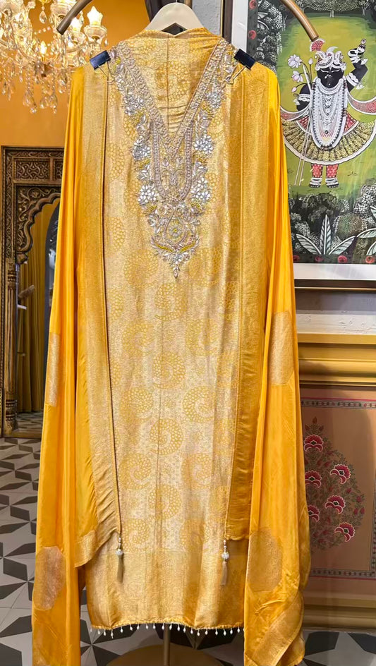Ibtidaa Banarasi Suit (Yellow)