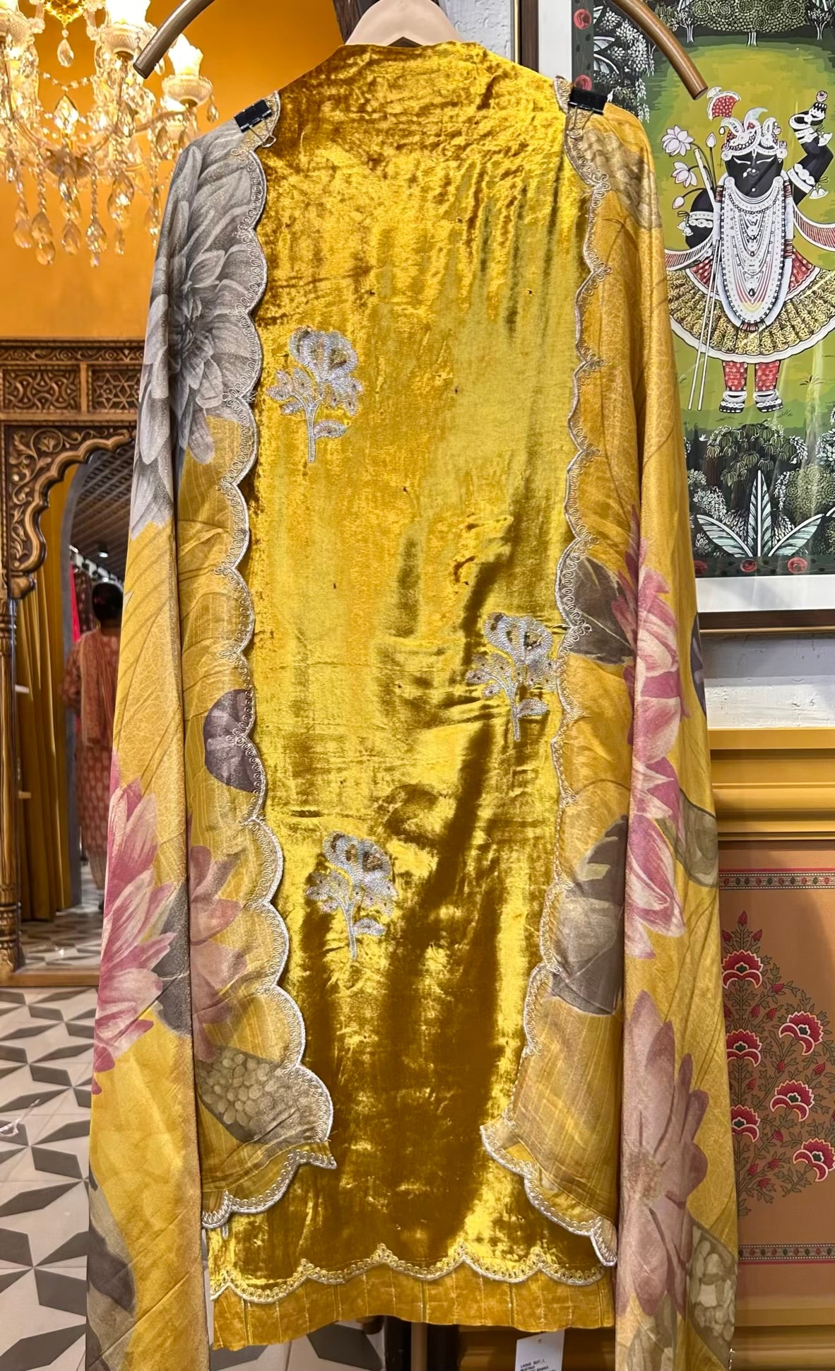 Zarmina Velvet Suit (Mustard)