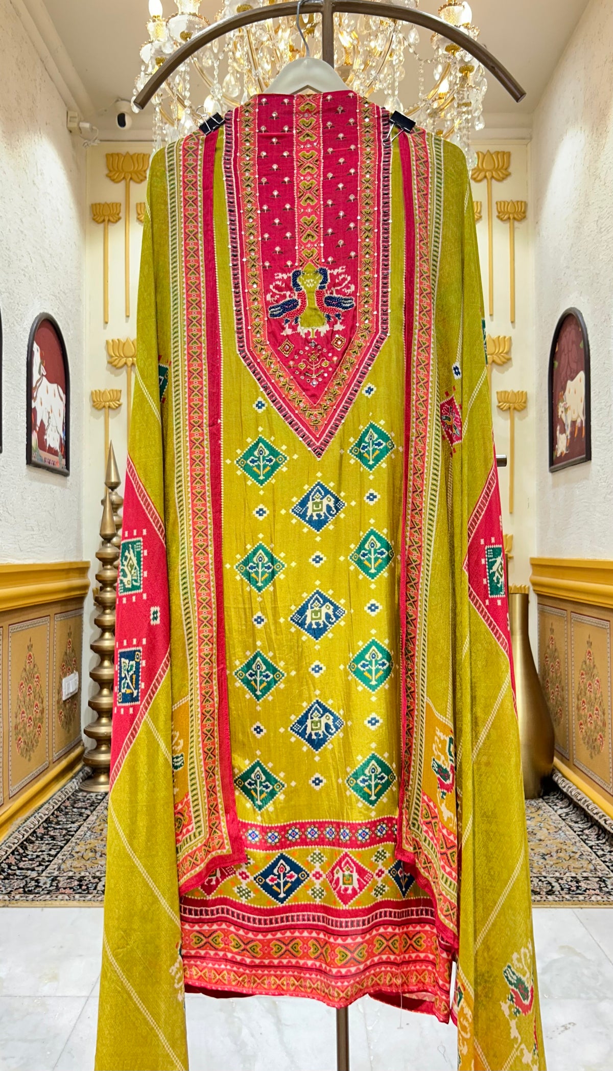 Anvira Crepe Suit