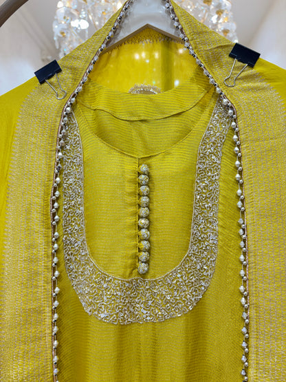 Aaratrika Organza Suit