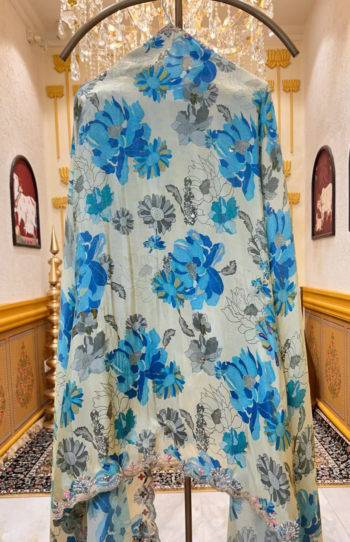 Merzara LumiGarara Suit (Ivory & Blue)