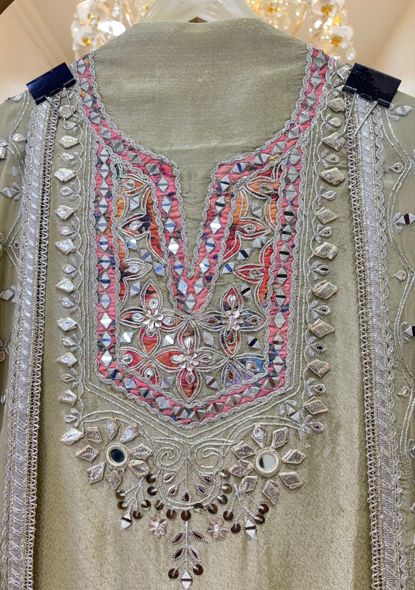 Naaz-e-Zar Organza Suit