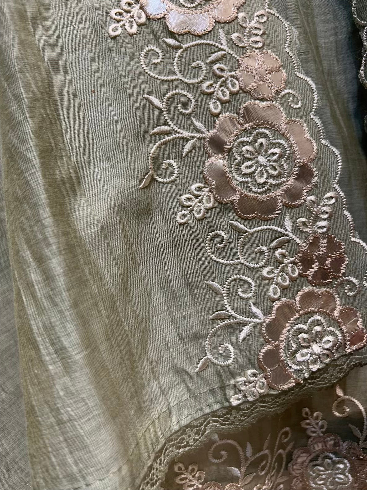 Mehru Leather Loom Suit (Green)