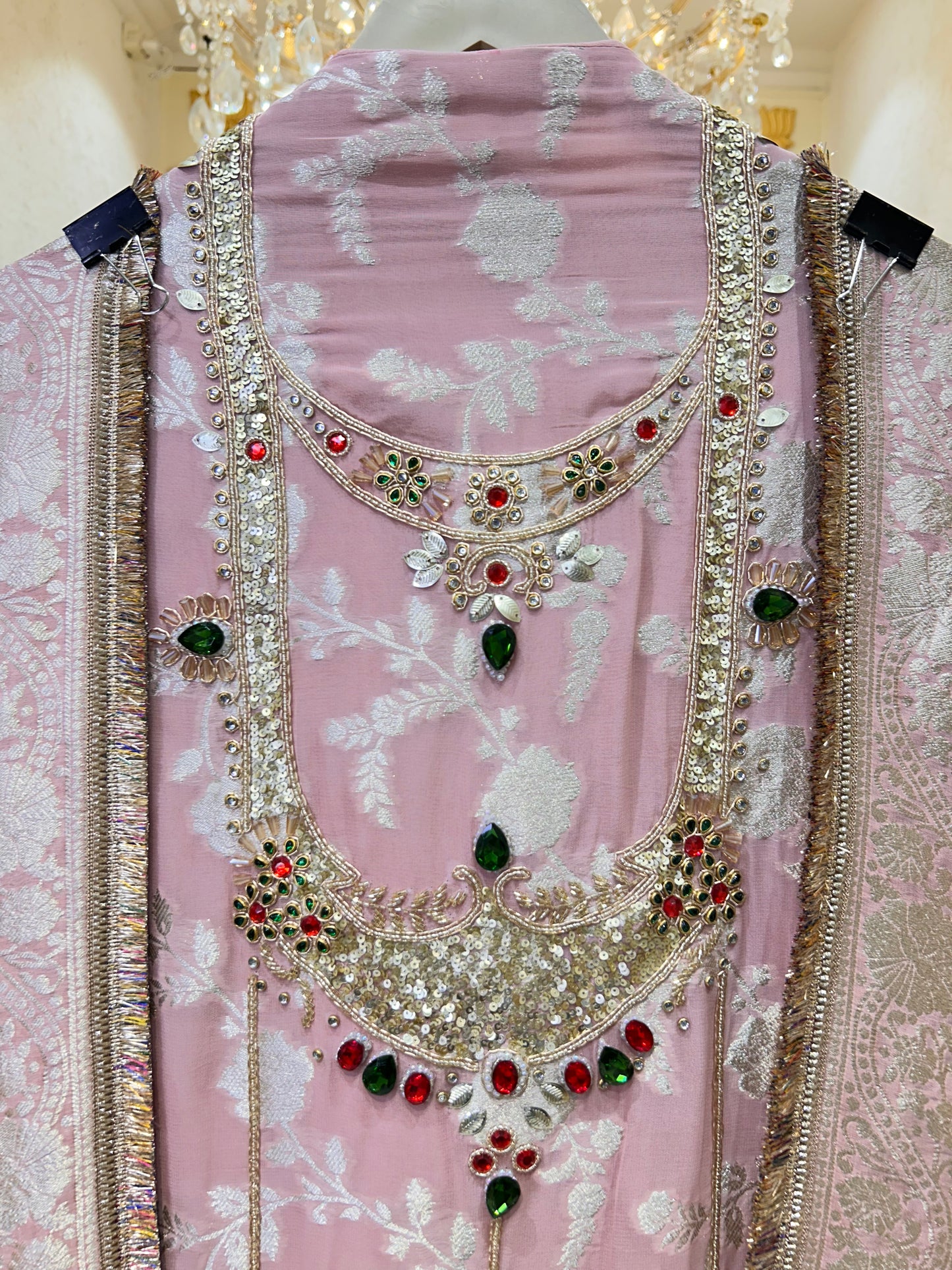 Gulnaar Viraasat Suit
