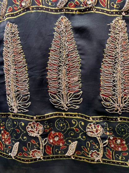 Ameira-é-Shaam Suit (Green)