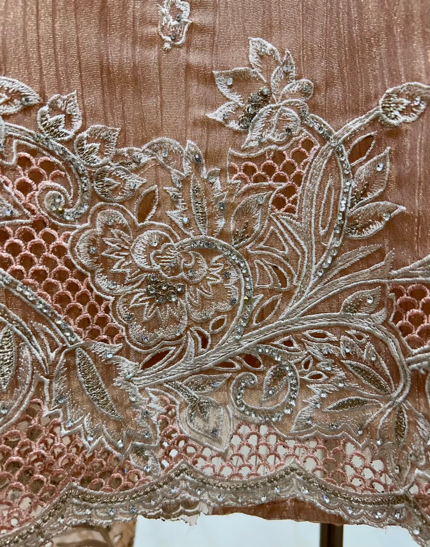 Naazira Crystal Cutwork Suit (Peach)