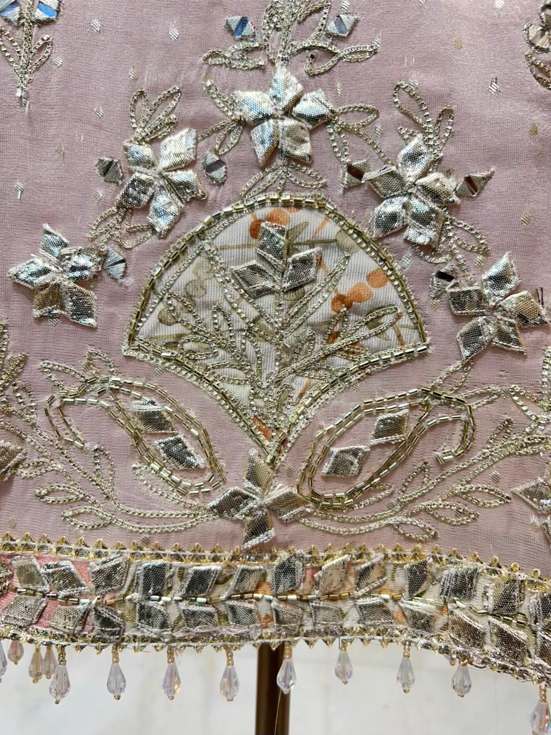 Zarmina Gota Dana Élan Suit (Pink)