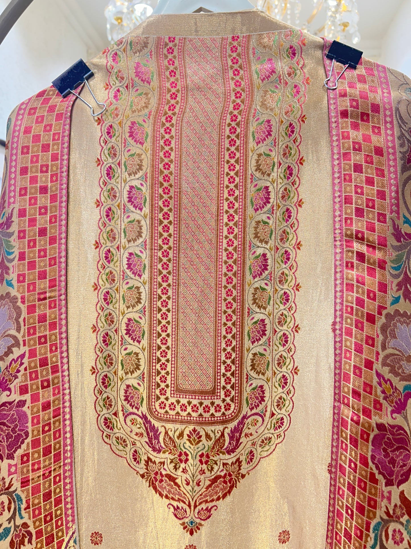 Rangélla Silk Suit