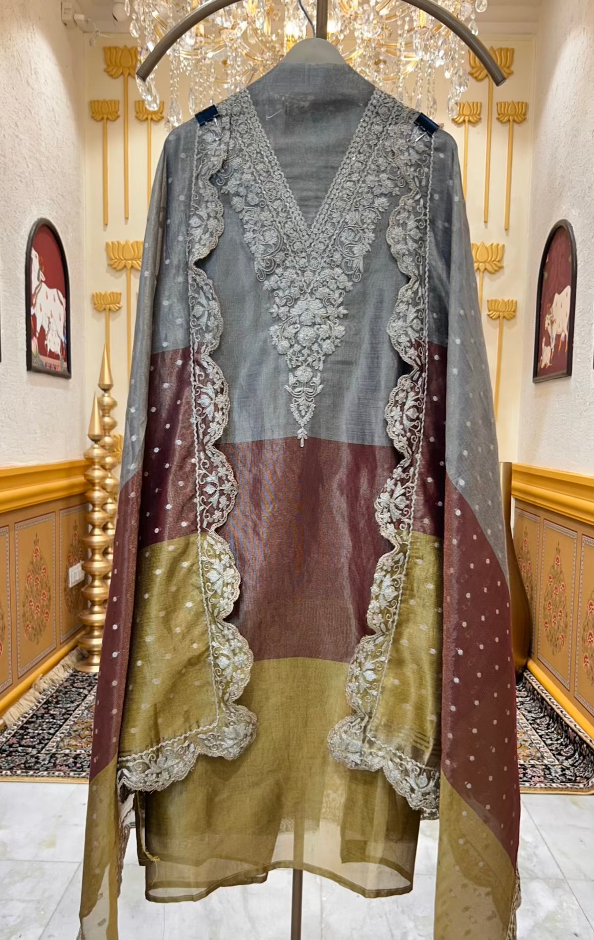 Rimzara DoriKaar Suit (Silver Grey)