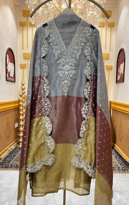 Rimzara DoriKaar Suit (Silver Grey)