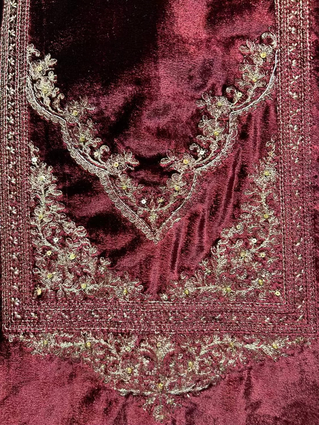 Hoorain-é-Velvet Suit (Wine)