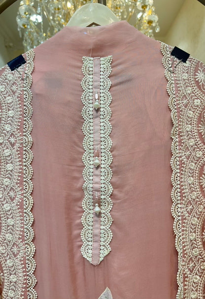 Aarifa Naqsh Organza Suit (Peach)