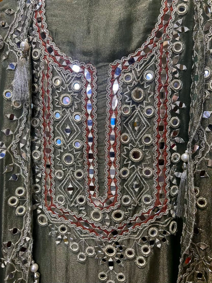 Raina-é-Noor (Green)