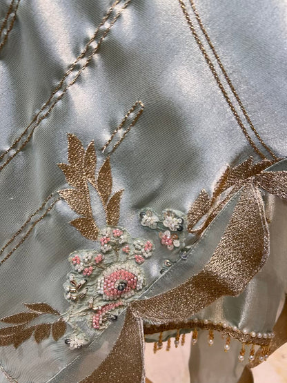 Mahira Veil Suit (Powder Green)
