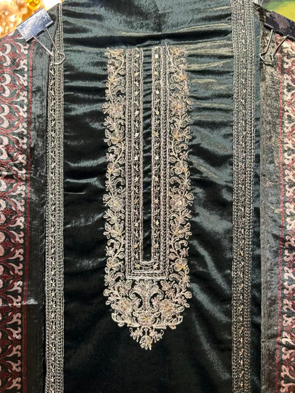 Hoorain-é-Velvet Suit (Green)