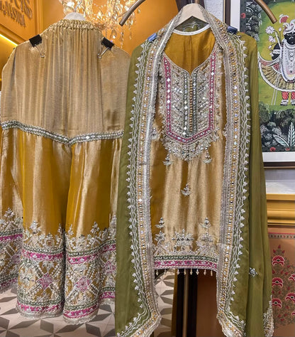 Rehmat-é-Noor Suit (Mustard)
