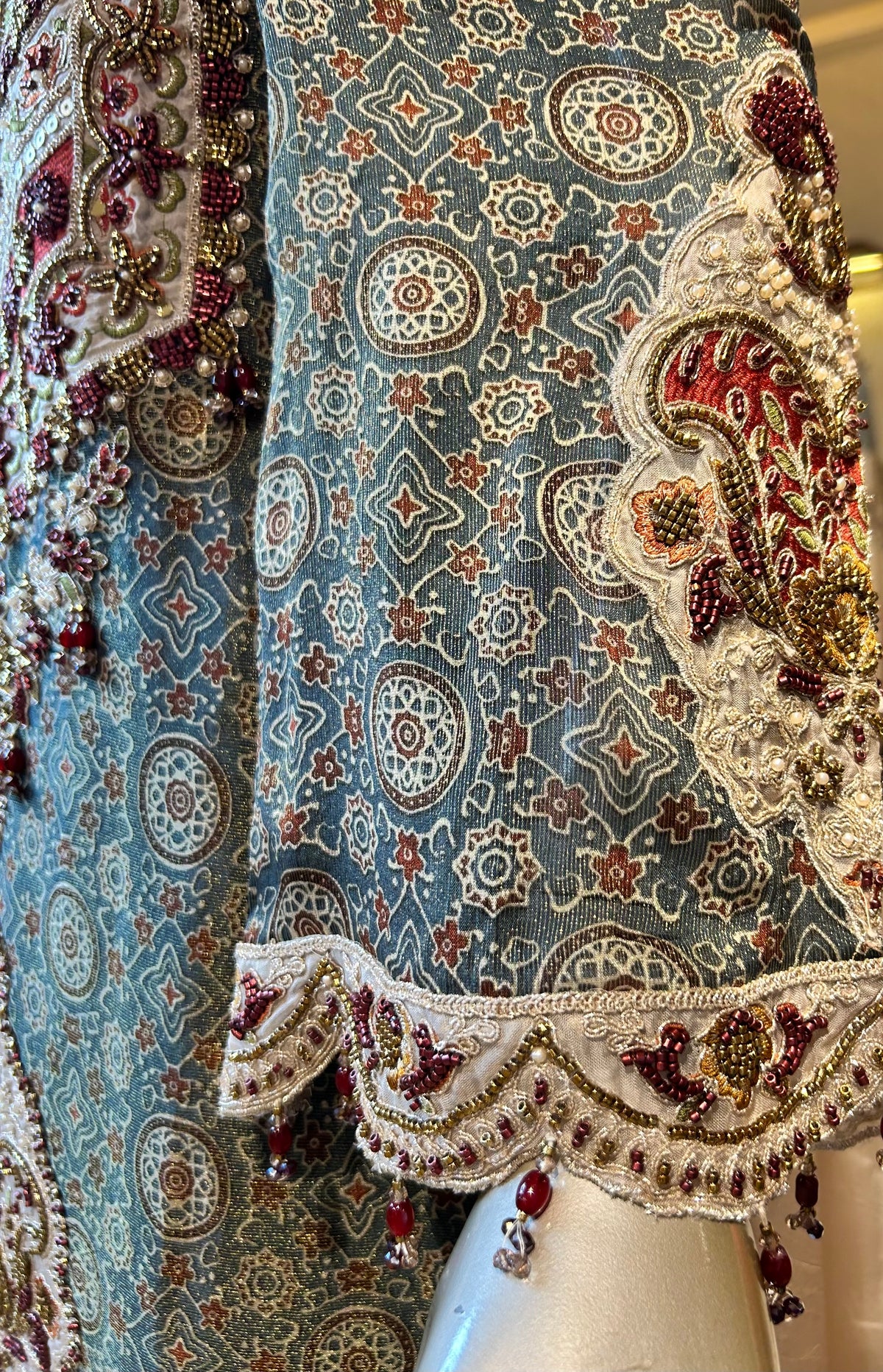 Qasrina Noor Pakistani Suit
