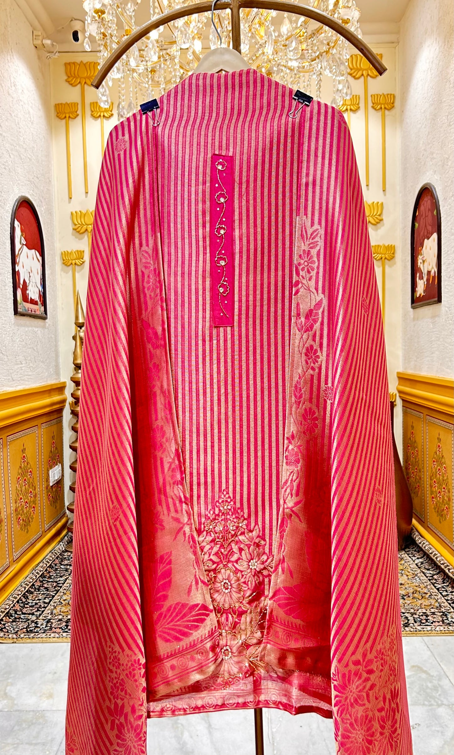 Aarna Banarasi Suit