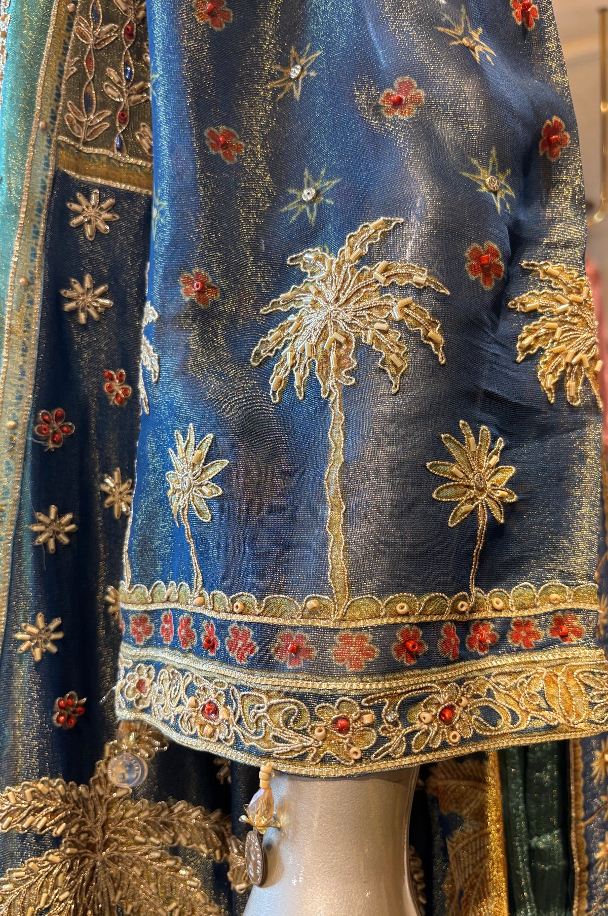 Zarafina Farshi Anarkali Suit