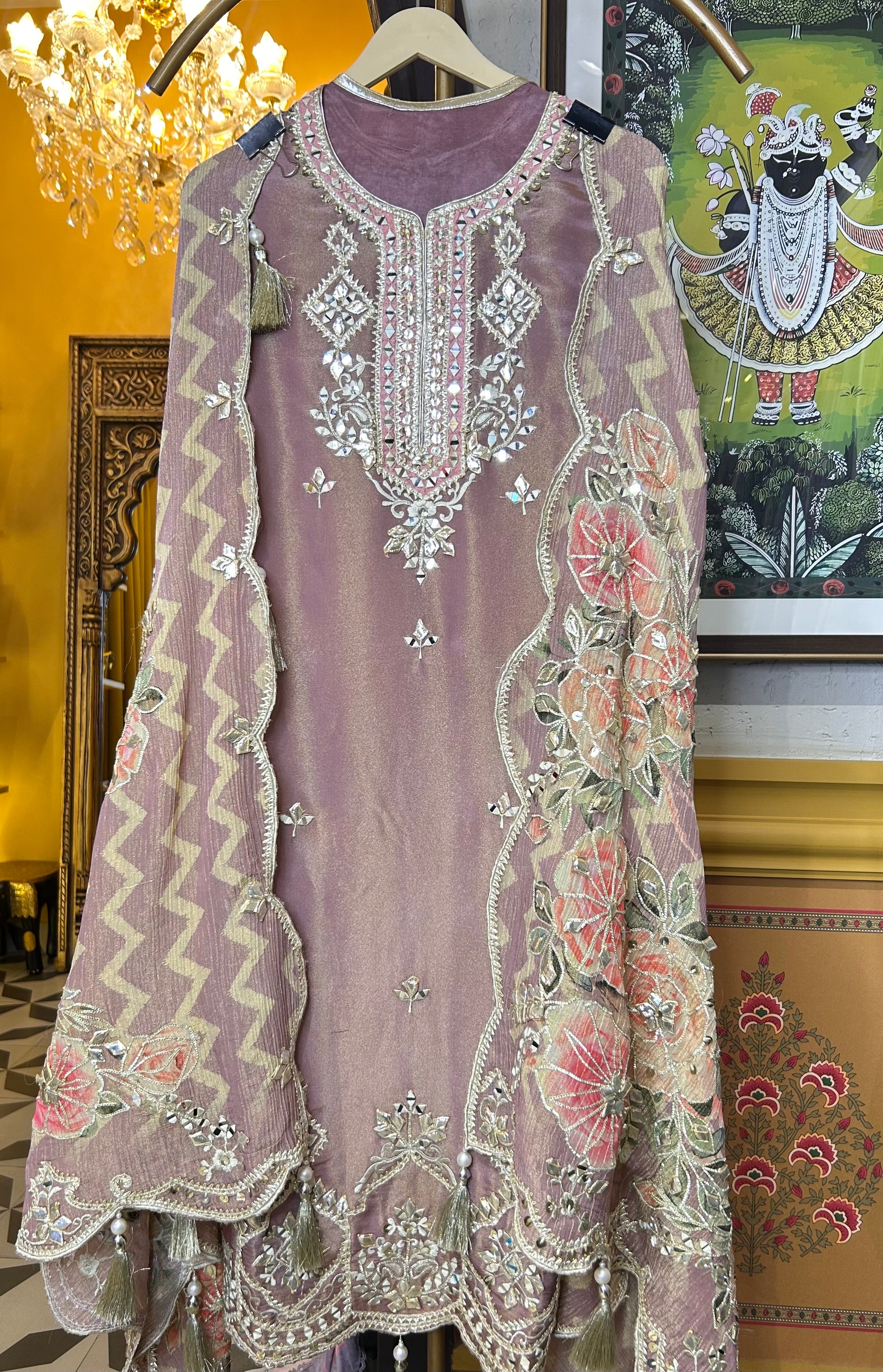 Noor-e-Lehza (Lavender)