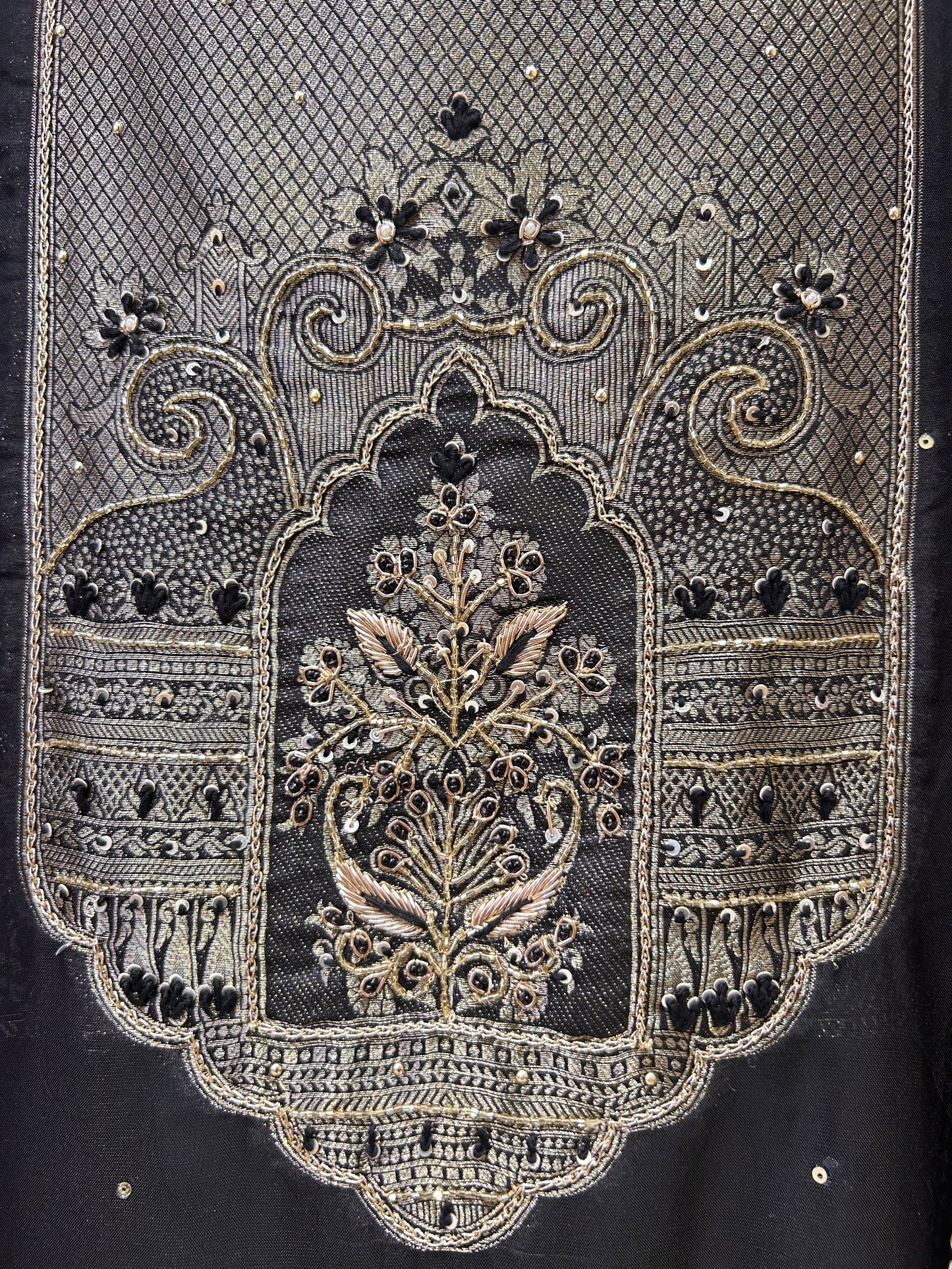 Banoré Élégance Suit