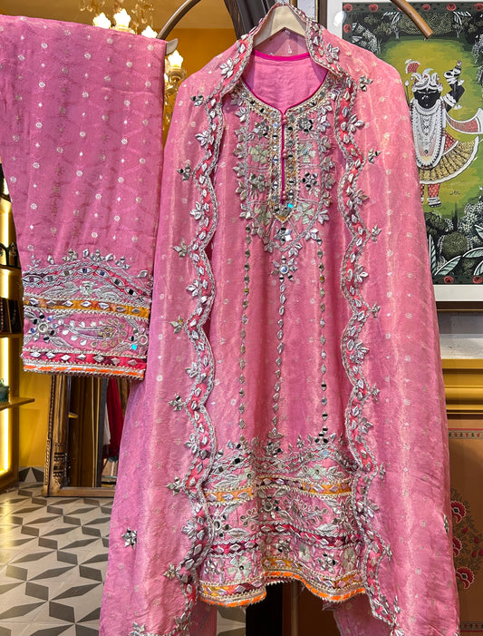Solévienne Étoile Anarkali Set
