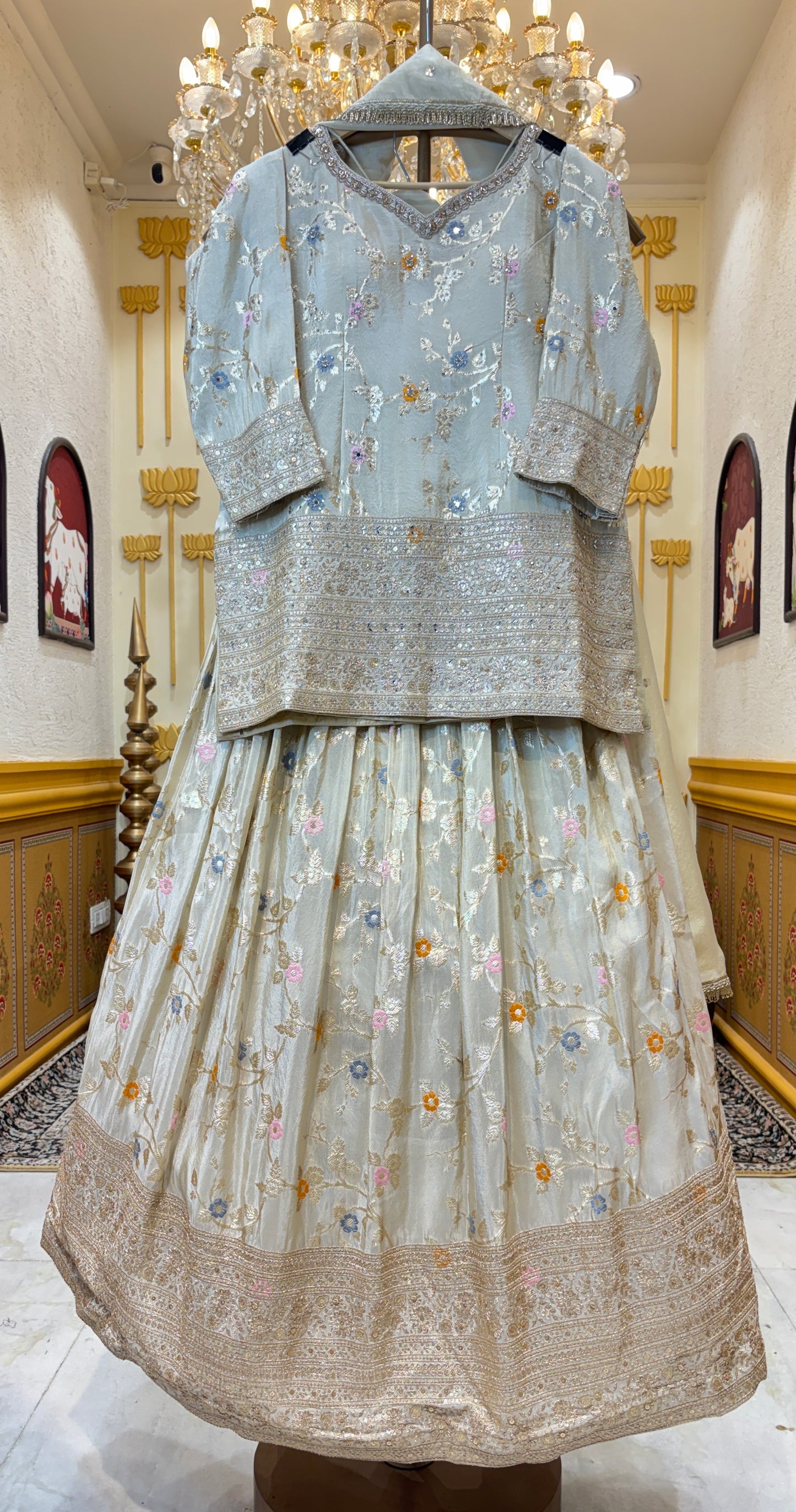 Anvi Regal Lehenga Set