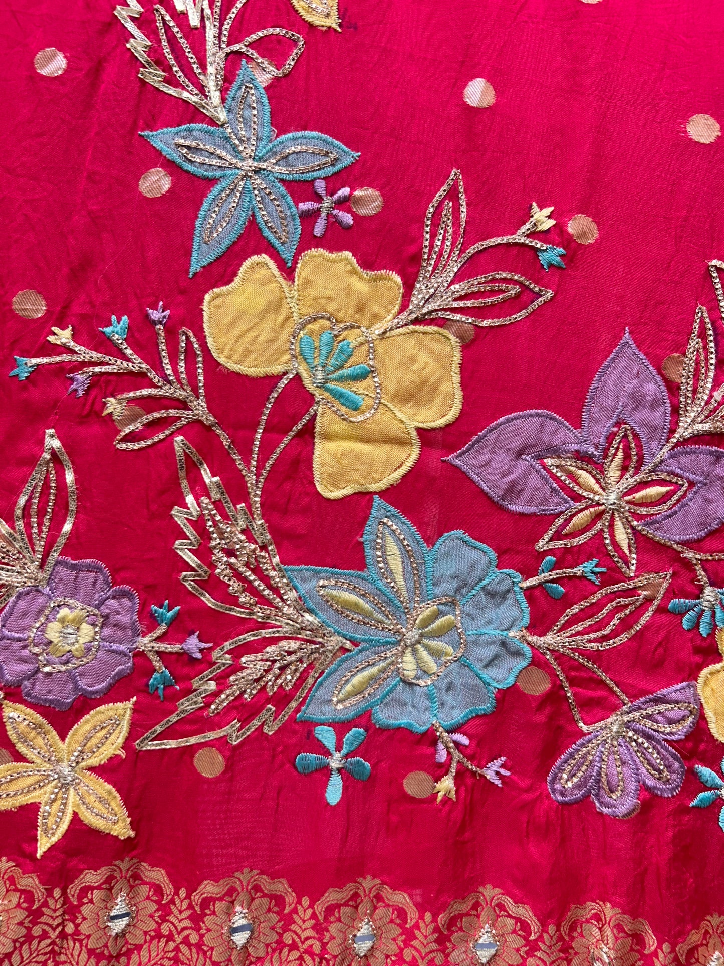 Aaina Gulnaar Suit