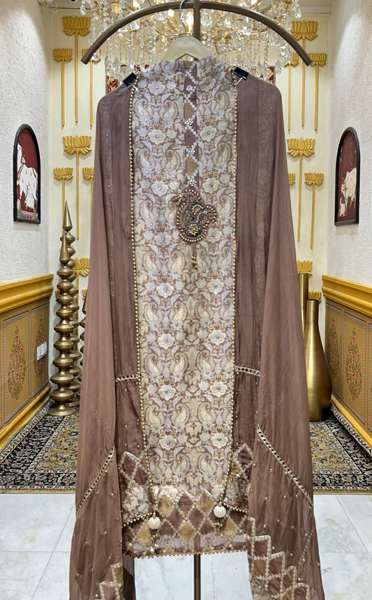 Charuvi Brocade Suit