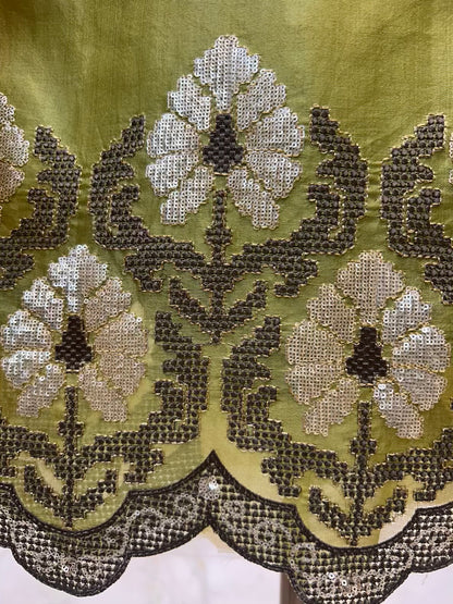 Zareená Éther Suit (Green)