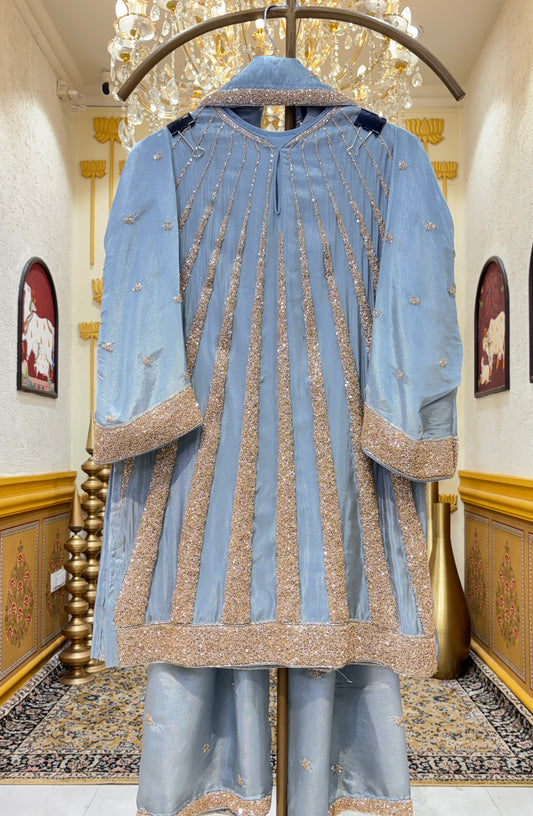 Yuktika Sharara Set