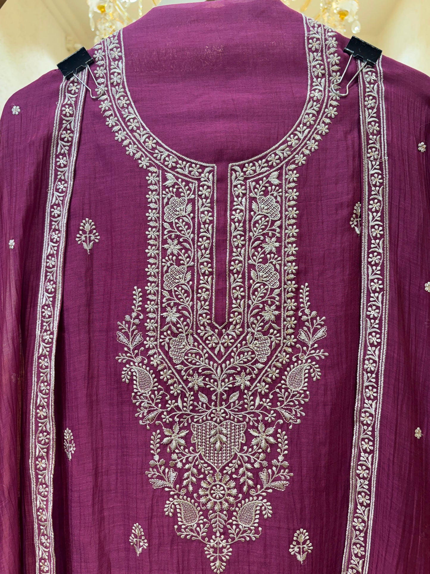 Sutrika Mul Suit