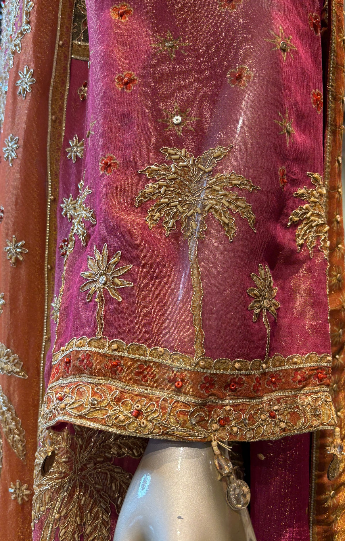 Zarafina Farshi Anarkali Suit