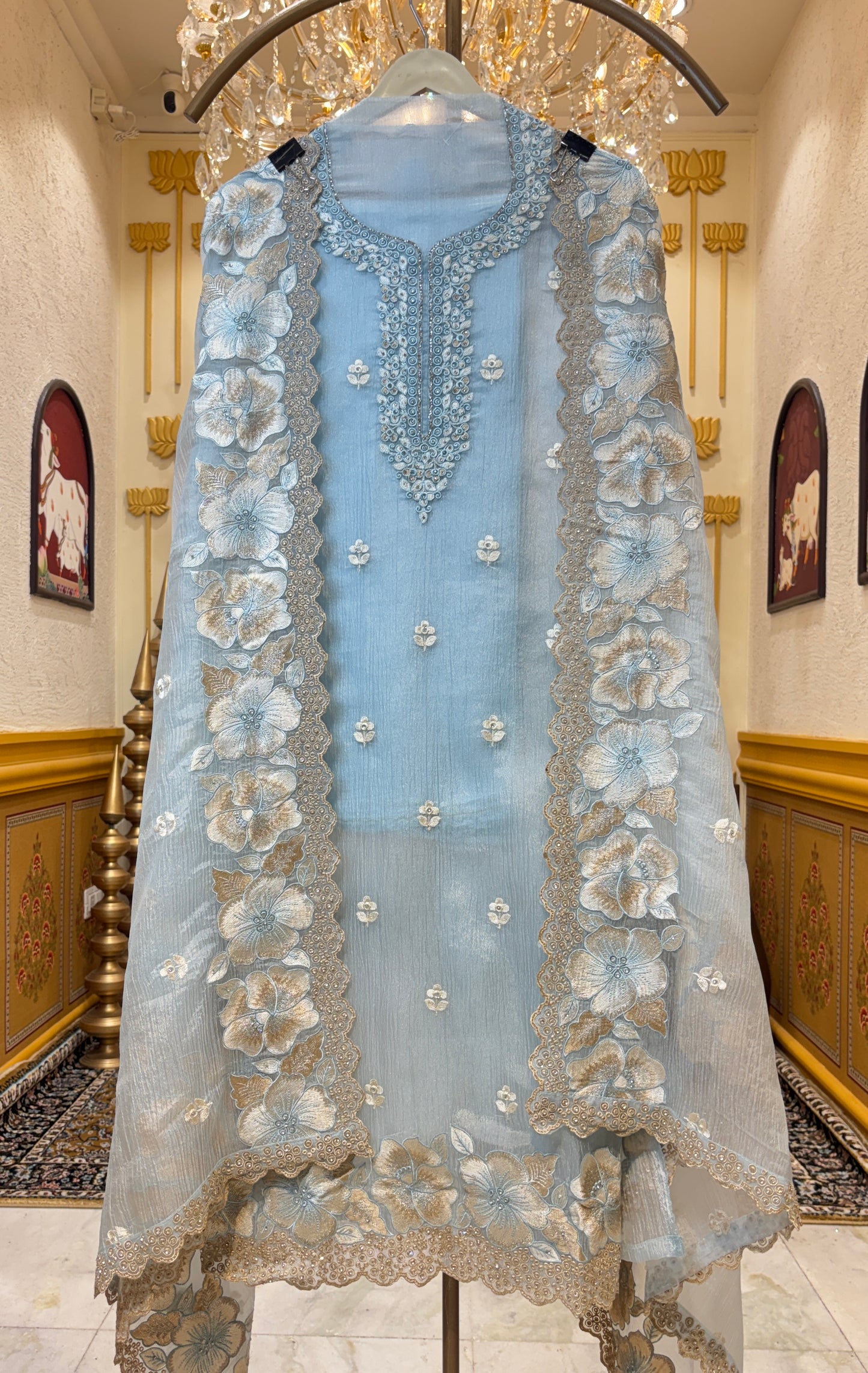 Mahira Stonecraft Suit
