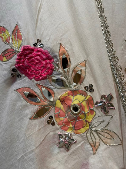 Virasa Gota Mirror Suit (Beige)