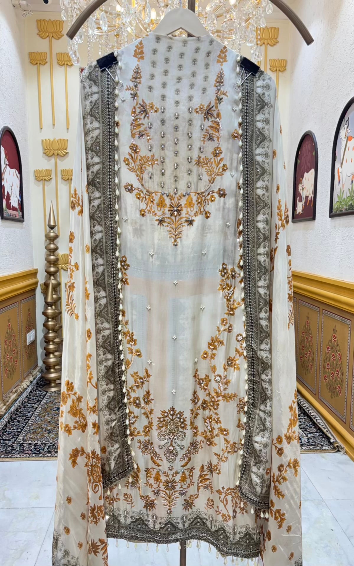 Zarmeen Silk Organza Suit