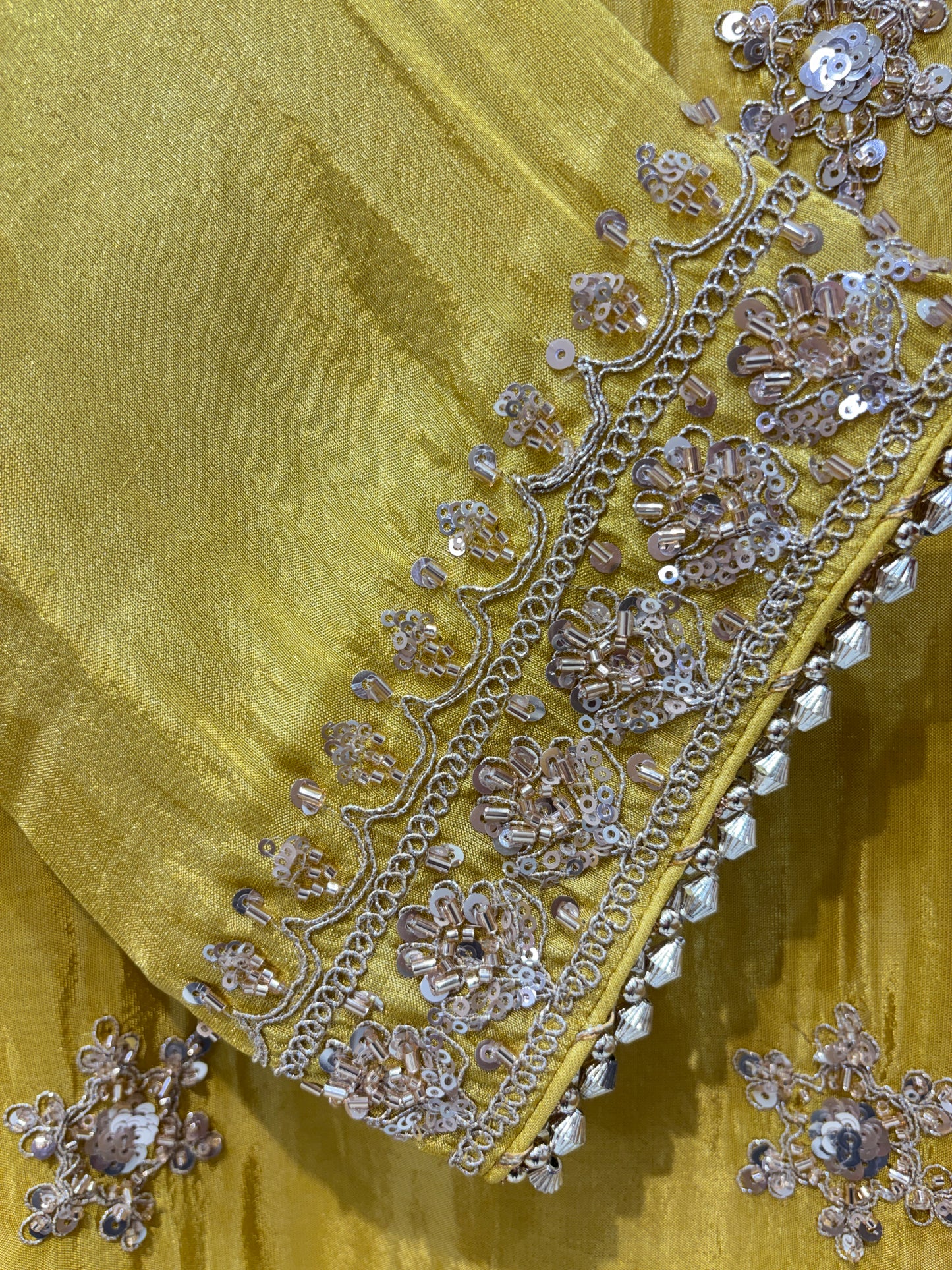 Mehr Maha Royale Lehenga Set