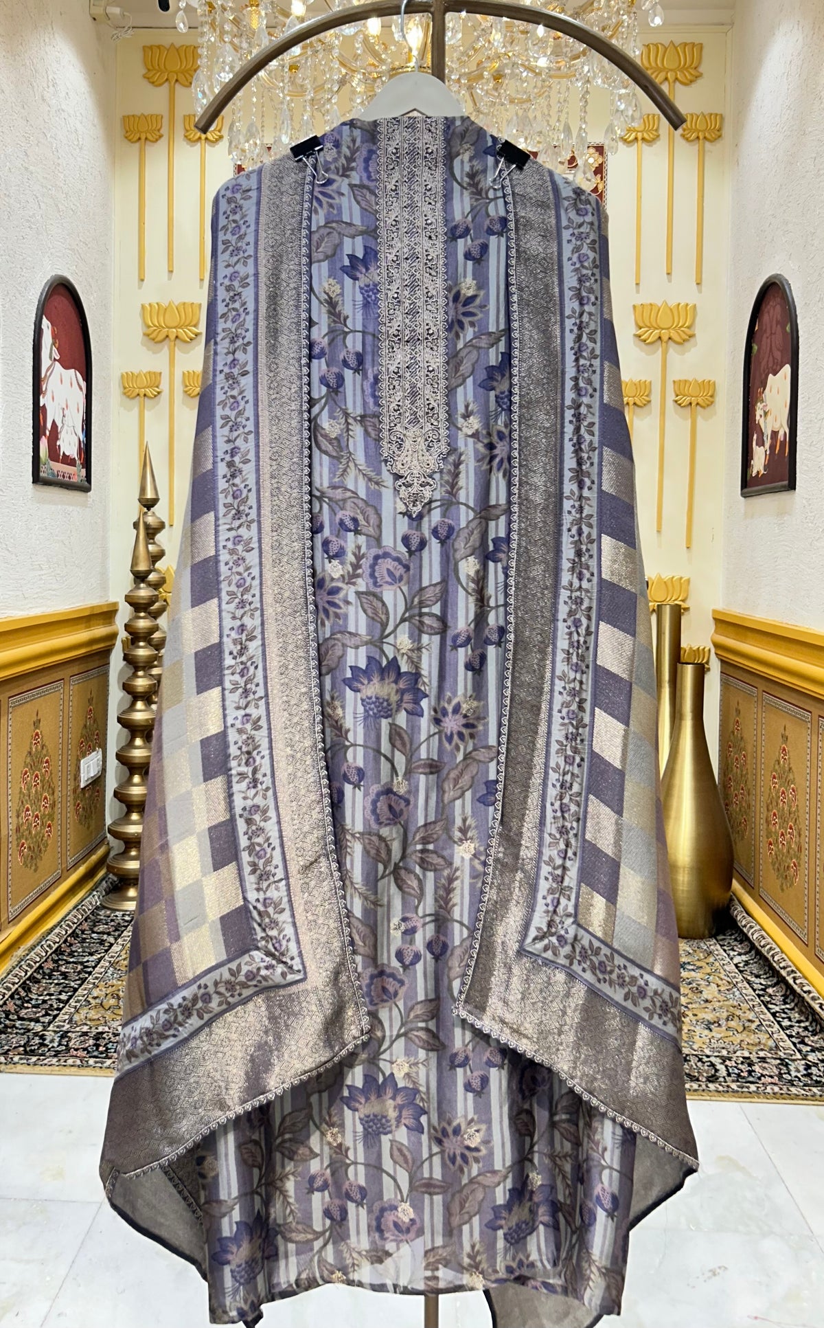 Iraaya Printed Suit