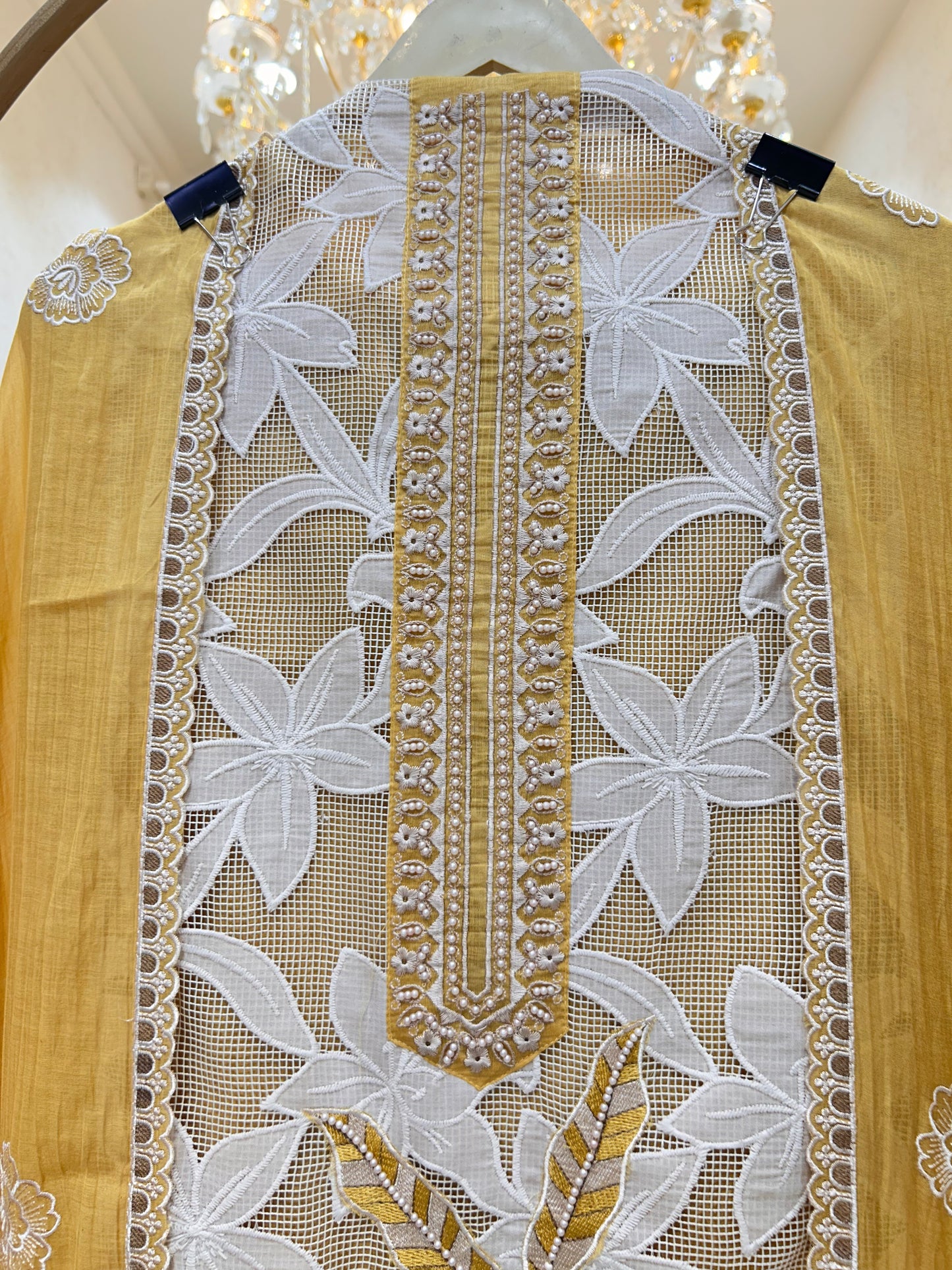 Aarohi Appliqué Grace Suit